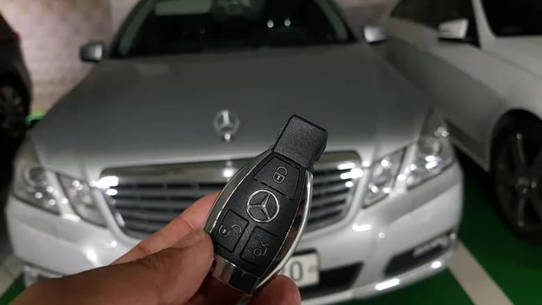 벤츠 E300 차키분실 스마트키 제작