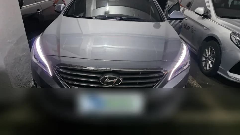 투싼IX 폴딩키 버튼 다 찢어져 새 키 복사로 교체