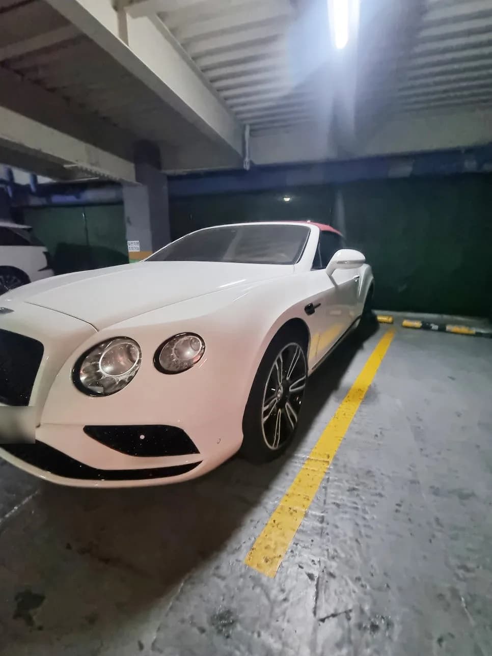 벤틀리 컨티넨탈 GTC 스마트키 추가제작 사례
