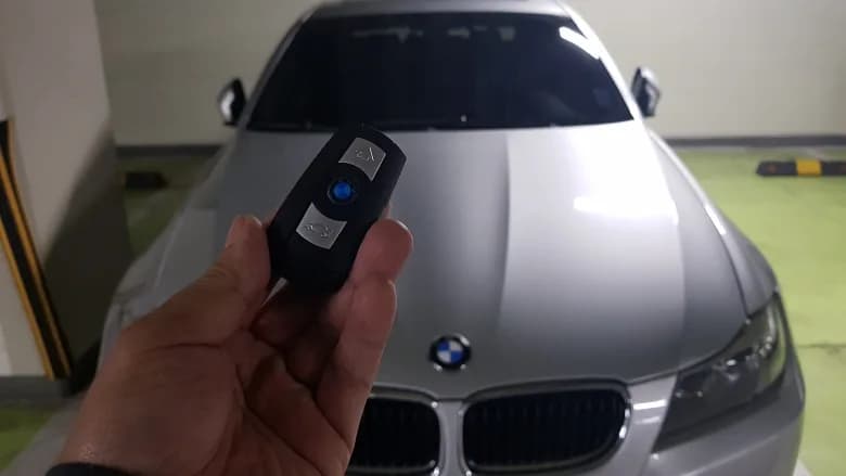 인천 BMW320 추가키 현장 제작 사례