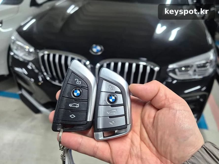 BMW X1 보조키 제작, 페이스리프트 여부가 관건
